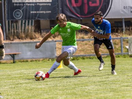 Spielszene Weiss gegen Barthelmesaurach